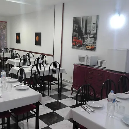 Residencia Universitaria Reuniver Burjassot Mini-hôtel *