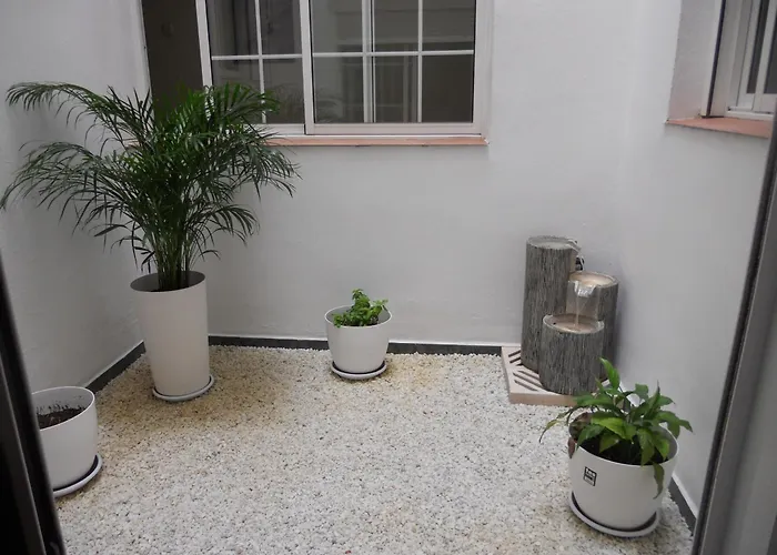 Residencia Universitaria Reuniver Burjassot Πανδοχείο *